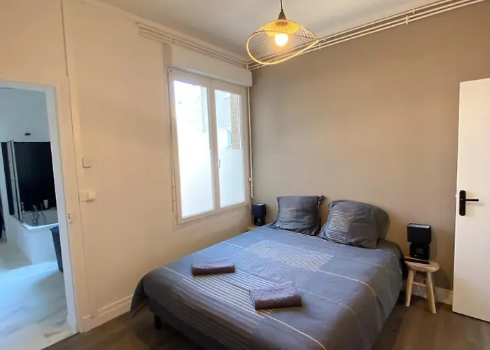 Le St-thomas, En Centre